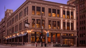 Read more about the article 600 East Cafe & Business Center